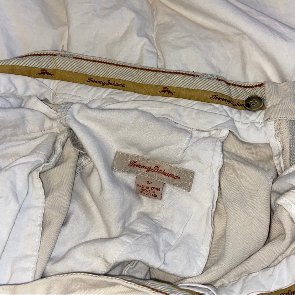 Tommy Bahama shorts size 33. Tommy Bahama
